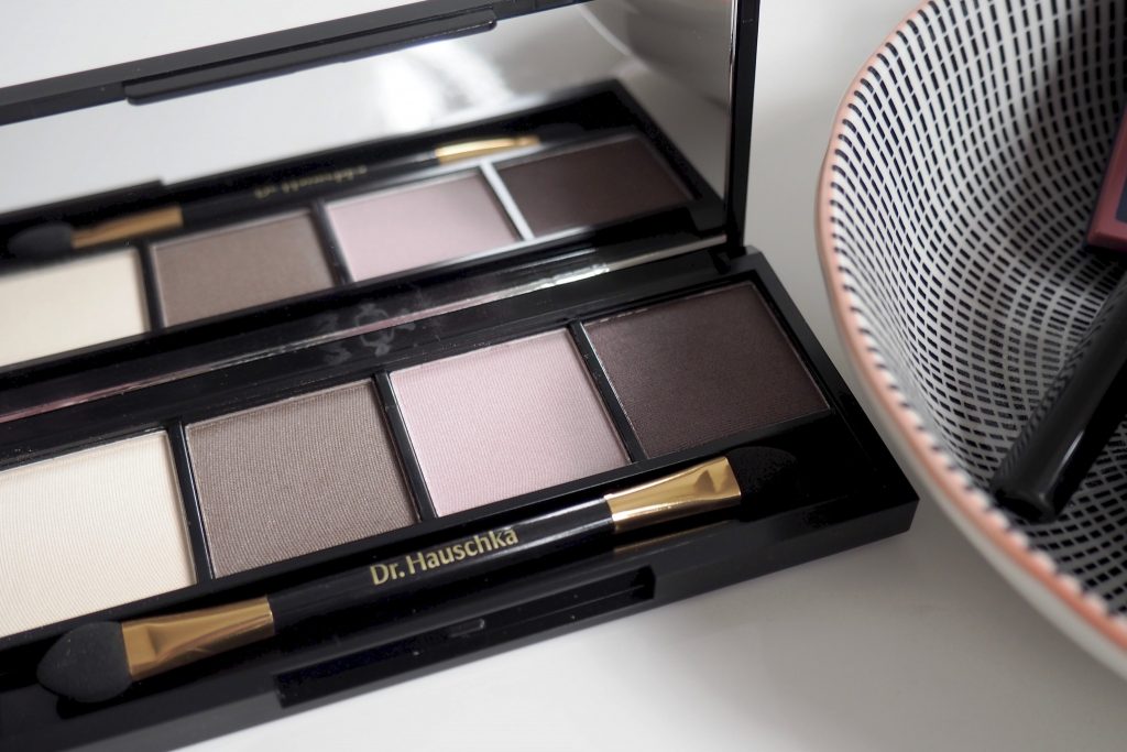 Dr.hauschka Welcome Back LE - Lidschatten Palette 02 Review und Swatches - 2