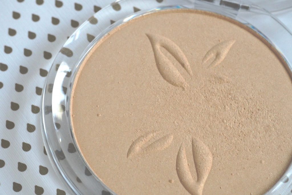 Alverde Illuminating Powder Teint