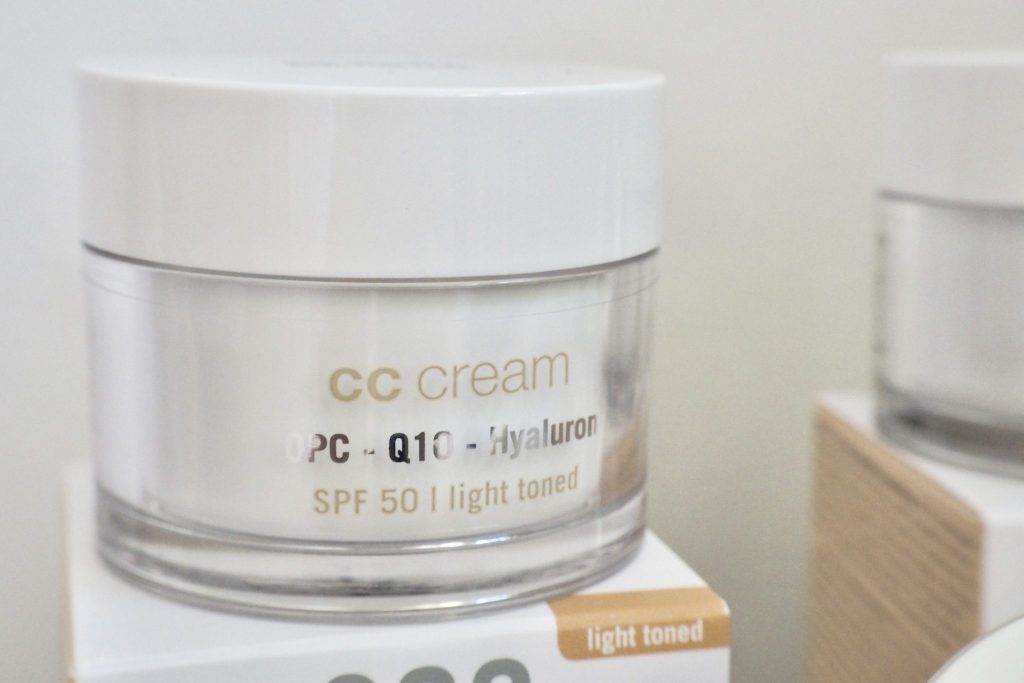 Review EcoCosmetics CC Cream SPF 30 SPF 50 - 8